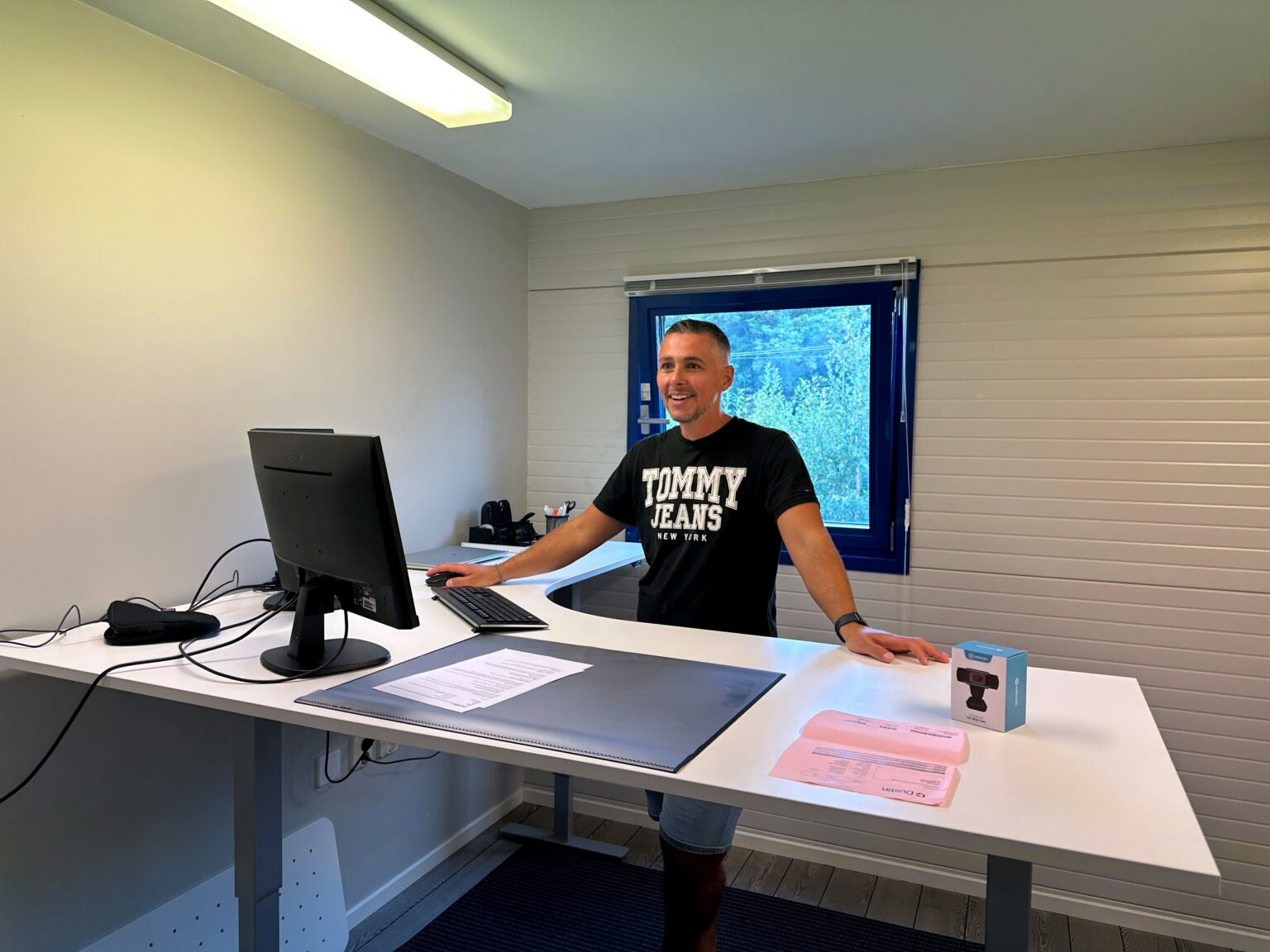 Service planerare Ernes Saljunovic på verkstad